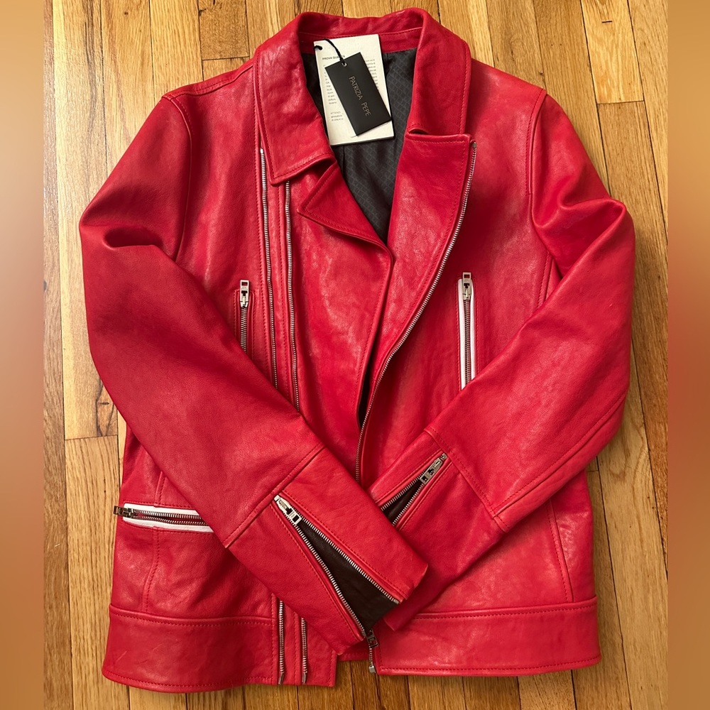 PATRIZA PEPE LEATHER JACKET!